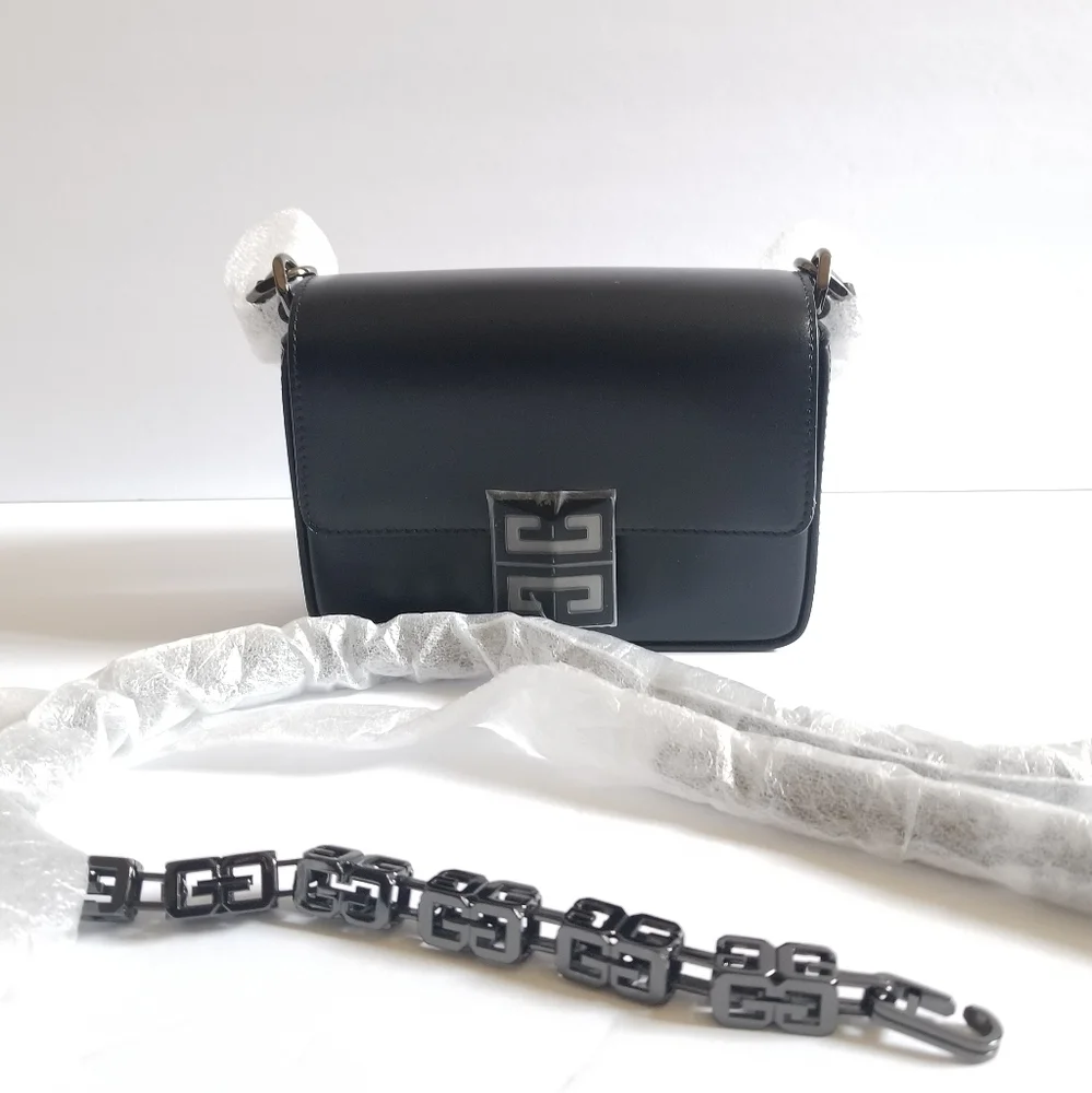 Givenchy Small Leather Crossbody Bag Black - Picture 9 of 14
